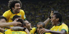 Brasil e Italia, a las semifinales de la Copa Confederaciones